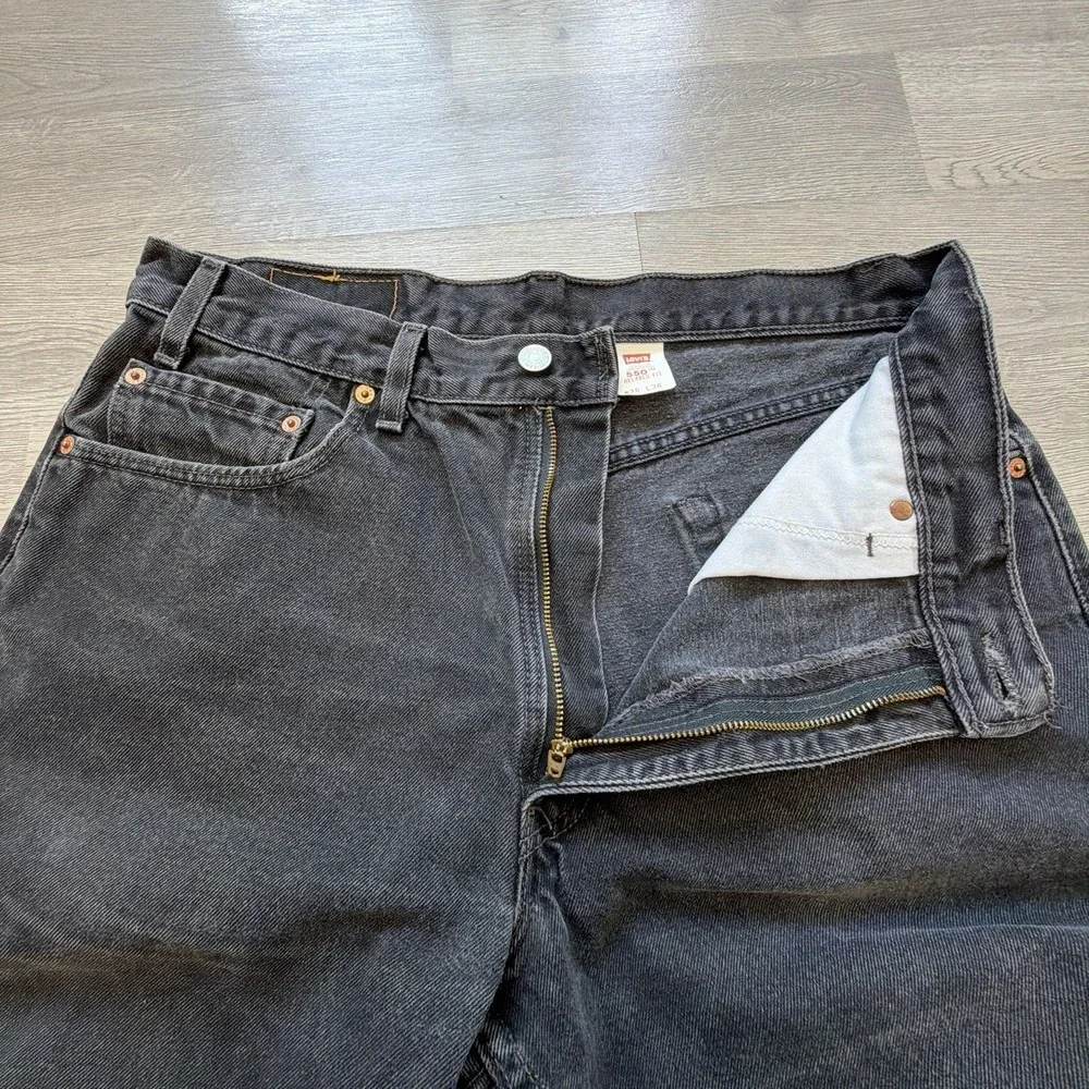 Vintage 90s Levis 550 Jeans Mens 36x34 Black Made in USA Relaxed Fit Denim